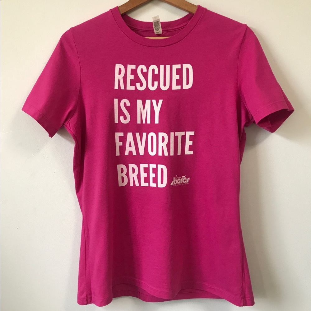 ‘Rescued is My Favorite Breed’ Short Sleeve T-shirt 🐶, Size M